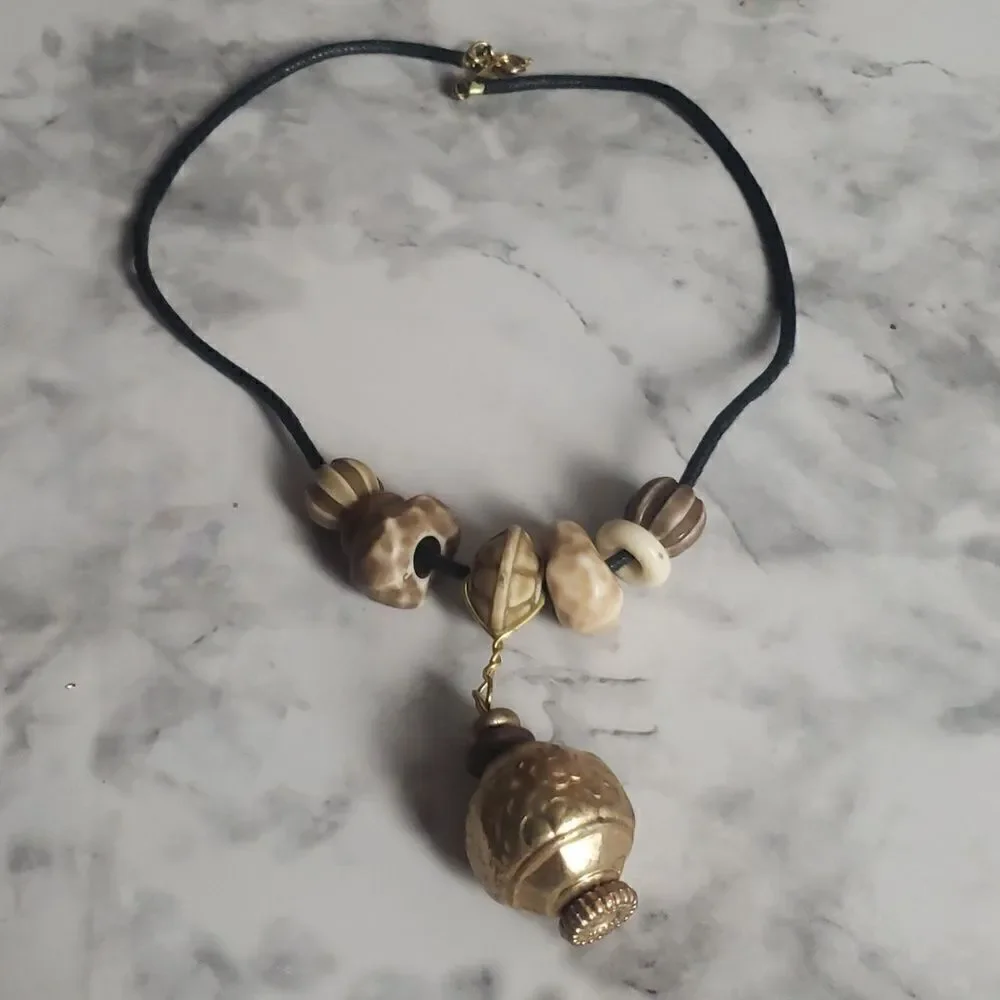 Vintage Gold and Brown Necklace‎